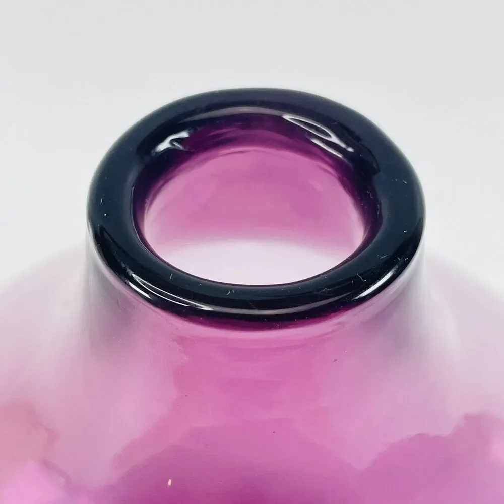 Vintage Amethyst Purple Art Glass Vase Bulbous Tear Drop Shape 6
